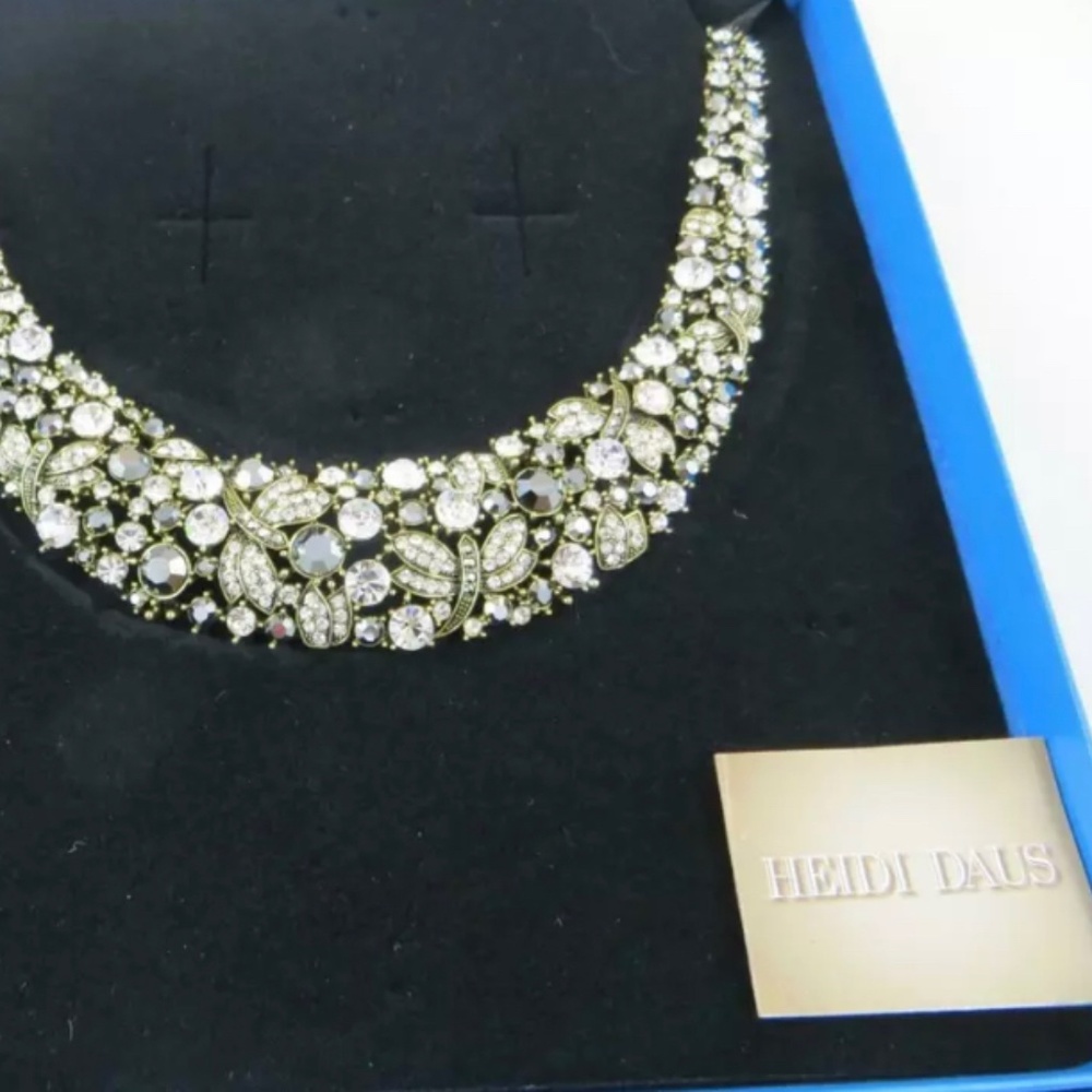 Heidi Daus Choker / Collar Length Necklace Gray & Black Tones